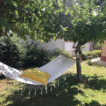 Vila Omnia Varna