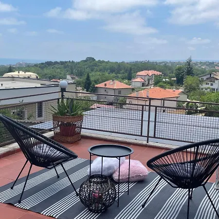 Omnia Villa *